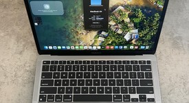 Good
													MacBook Air 2020 - 13" - Apple M1, Gray, 256 GB, 8 GB, photo 3 of 9