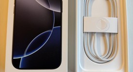 Good
													Apple iPhone 16 Pro - Unlocked, Black, 128 GB, A3083, photo 3 of 16