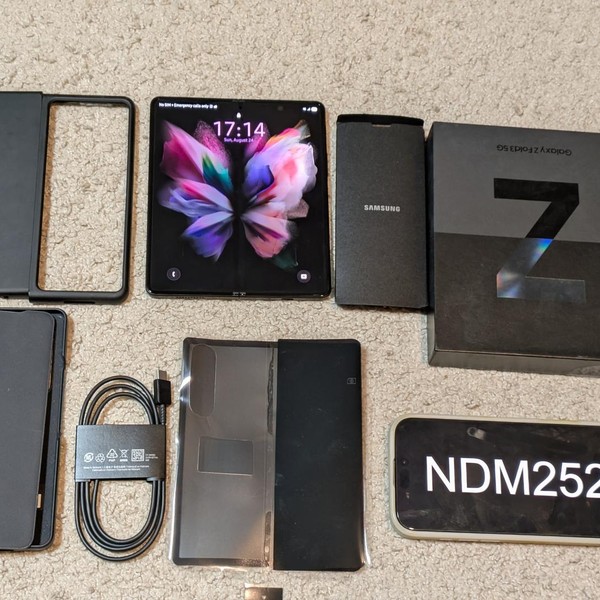 Samsung Galaxy Z Fold3 5G - AT&T, 256 GB, Black, 12 GB, SM-F926U