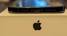 Mint
													Apple iPhone 14 Pro Max - Unlocked, Black, 128 GB, A2651, photo 5 of 5