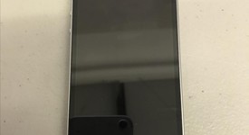 Good
													Apple iPhone SE 1st Gen 2016 - AT&T, Grey, 16 GB, A1662, photo 2 of 7