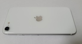 Good
													Apple iPhone SE 3rd Gen 2022 - Verizon, Starlight, 64 GB, A2595, photo 2 of 7