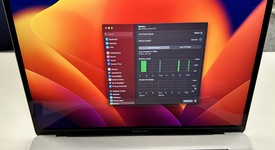Good
													MacBook Pro 2017 (With Touch Bar) - 15" - I7, Silver, 512 GB, 16 GB, photo 4 of 6