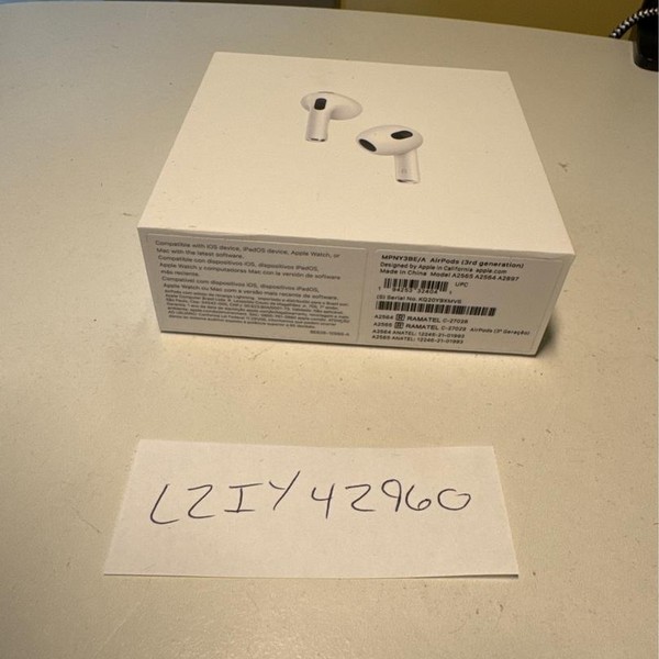 Apple AirPods 3rd Gen - Lightning Case
