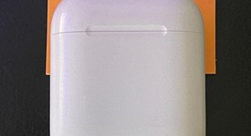 Used
													Apple AirPods 2nd Gen - Lightning Case, photo 2 of 5
