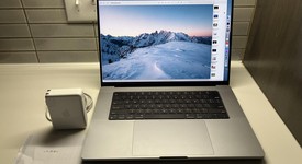 Good
													MacBook Pro 2021 - 16" - Apple M1 Pro 10-core, Silver, 512 GB, 16 GB, photo 2 of 11