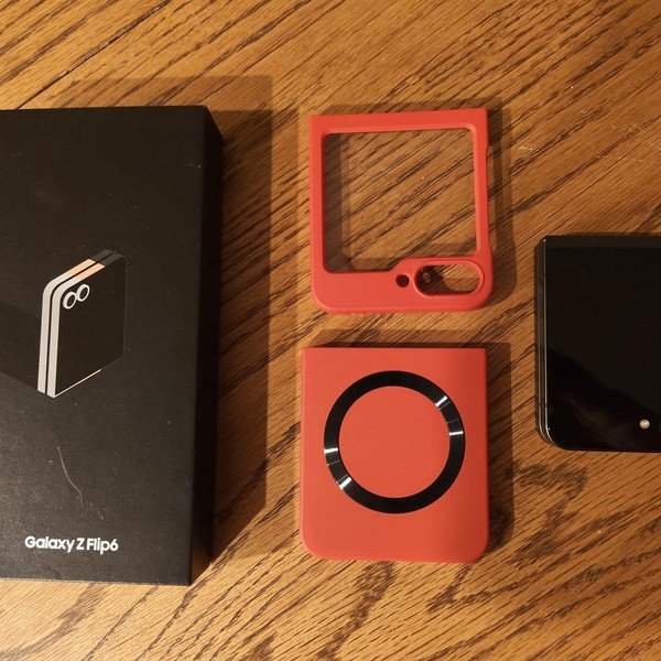 Samsung Galaxy Z Flip6 - Unlocked, 256 GB, Black, 12 GB, SM-F741U1