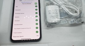 Fair
													Apple iPhone Xs - Unlocked, Gray, 64 GB, A1920, photo 4 of 11