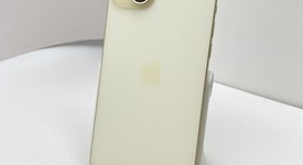 Good
													Apple iPhone 15 Plus - Unlocked, Yellow, 128 GB, A2847, photo 3 of 6