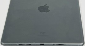 Fair
													Apple iPad Air 3rd Gen - Unlocked, Gray, 64 GB, photo 3 of 6