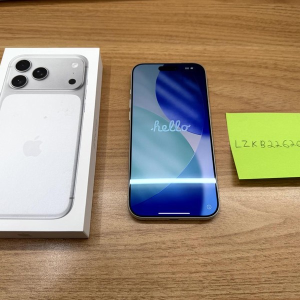 Apple iPhone 17 Pro Max - Unlocked, 256GB, Silver, A3257