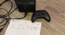 Good
													Xbox Series X (2020) - Black, 1 TB, standard, photo 3 of 6
