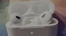 Used
													Apple AirPods Pro 2 - USB-C, photo 2 of 5
