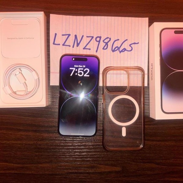 Apple iPhone 14 Pro - Unlocked, 256 GB, Purple, A2650