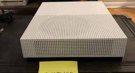 Good
													Xbox One S (2016) - White, 500 GB, photo 3 of 6