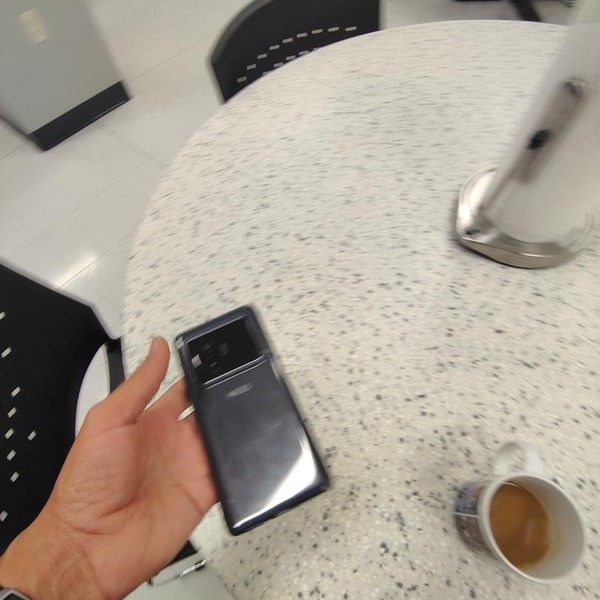 Nuu Smartphone - Unlocked