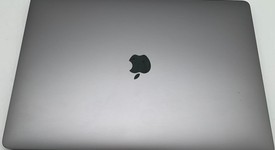 Mint
													MacBook Pro 2018 (With Touch Bar) - 15" - I7, Gray, 1 TB, 16 GB, photo 4 of 7