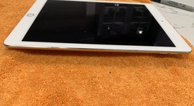 Fair
													Apple iPad Air 2 - Wi-Fi, Gold, 64 GB, photo 2 of 7
