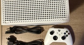 Good
													Xbox Series S (2020) - White, 512 GB, photo 3 of 3