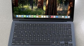 Mint
													MacBook Air 2025 (M4) - 13" - Apple M4, Midnight, 256 GB, 16 GB, photo 2 of 17