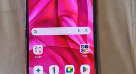 Good
													Motorola Razr Plus (2024) - Unlocked, Pink, 256 GB, 12 GB, photo 1 of 14