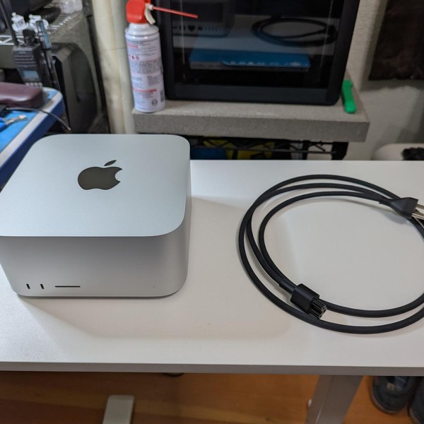 Mac Studio 2022 - 512 GB, 32 GB, Apple M1 Max, 32 Core GPU