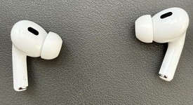 Used
													Apple AirPods Pro 2 - USB-C, photo 5 of 10