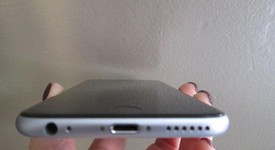 Fair
													Apple iPhone 6S - AT&T, Grey, 64 GB, A1633, photo 3 of 12