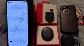 Mint
													OnePlus 11 - Unlocked, Black, 256 GB, 16 GB, CPH2451, photo 1 of 13