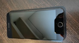 Mint
													Apple iPhone 7 Plus - Unlocked, Black, 32 GB, A1661, photo 4 of 7
