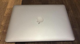 Good
													MacBook Air 2017 - 13" - I5, Silver, 256 GB, 8 GB, photo 3 of 4