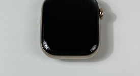 Good
													Apple Watch Series 10 42mm - Unlocked, Gold, A3001 - Cellular, Titanium, photo 3 of 8