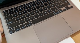 Good
													MacBook Air 2020 - 13" - Apple M1, Gray, 256 GB, 8 GB, photo 3 of 3