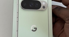 New
													Google Pixel 10 Pro - Unlocked, Jade, 256 GB, G4QUR, photo 2 of 4