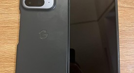 Good
													Google Pixel 10 Pro Fold - Verizon, Moonstone, 256 GB, GU0NP, photo 4 of 4