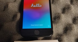 Good
													Apple iPhone SE 3rd Gen 2022 - Unlocked, Midnight, 64 GB, A2595, photo 3 of 7