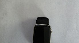 Fair
													Apple Watch SE 2nd Gen 40mm - Starlight, A2722 - GPS, Aluminum, photo 2 of 6