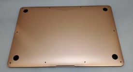 Fair
													MacBook Air 2020 - 13" - Apple M1, Gold, 256 GB, 8 GB, photo 1 of 4