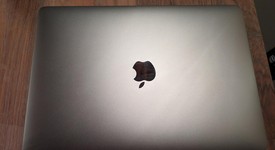 Good
													MacBook Pro 2017 (With Touch Bar) - 13" - Gray, 256 GB, 8 GB, photo 1 of 7