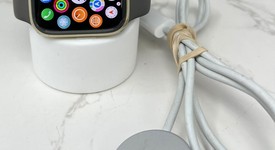 Fair
													Apple Watch Series 8 41mm - Unlocked, Gold, A2772 - Cellular, Stainless, photo 5 of 5