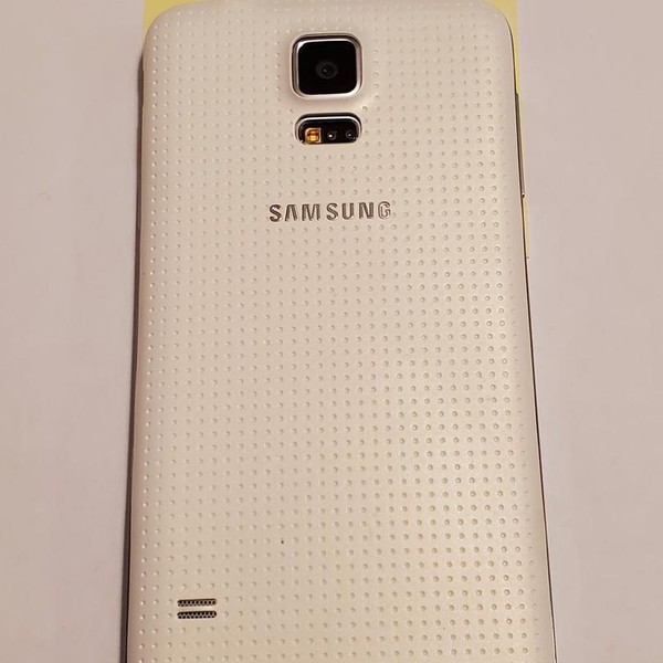 Samsung Galaxy S5 - Unlocked, 16 GB, White, SM-G900F