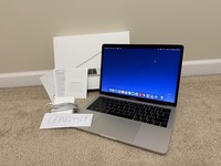 MacBook Pro 2017 (No Touch Bar) - 13"
