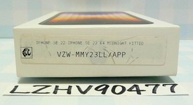 New
													Apple iPhone SE 3rd Gen 2022 - Verizon, Midnight, 64 GB, A2595, photo 4 of 5
