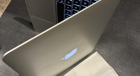 Good
													MacBook Pro 2013 (Retina) - 13" - Silver, 256 GB, 8 GB, photo 1 of 13