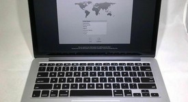 Good
													MacBook Pro 2013 (Retina) - 13" - Silver, 256 GB, 8 GB, photo 1 of 3