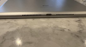 Good
													Apple iPad 9th Gen - Wi-Fi, Silver, 64 GB, A2602, photo 4 of 6