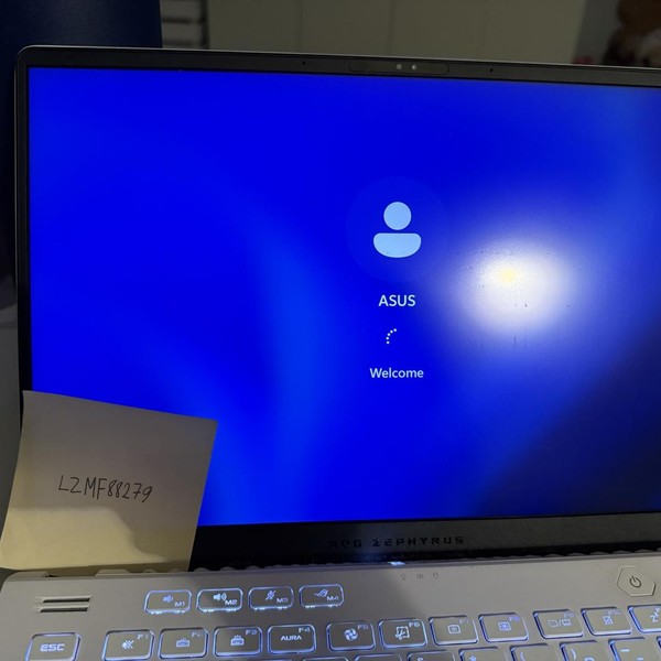 Asus ROG Zephyrus G14 (2023) GA402 - 512 GB, White, 16 GB, AMD Ryzen 9