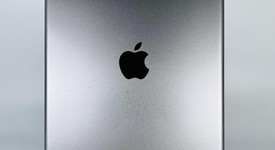 Mint
													Apple iPad Air - Wi-Fi, Silver, 16 GB, photo 3 of 12