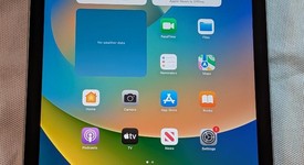 Good
													Apple iPad 5th Gen - Verizon, Gray, 32 GB, A1823, photo 1 of 3