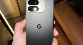 Mint
													Google Pixel 9 Pro Fold - Unlocked, Obsidian, 256 GB, GGH2X, photo 4 of 12
